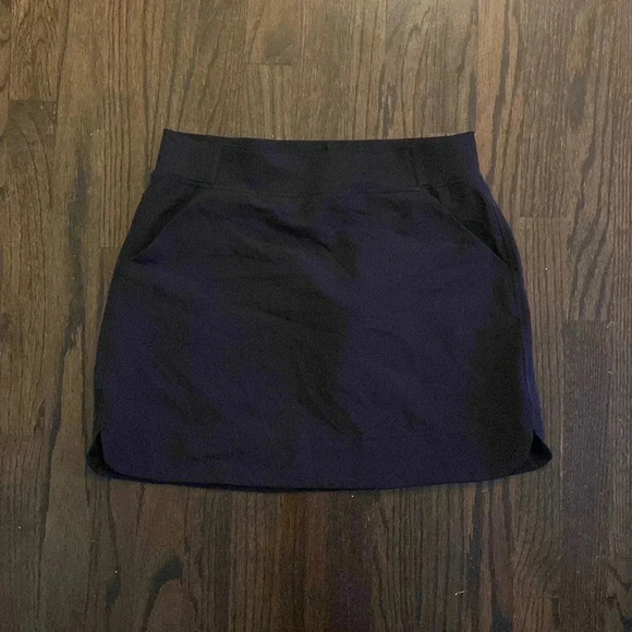 32 Degrees Skirt - Picture 1 of 3